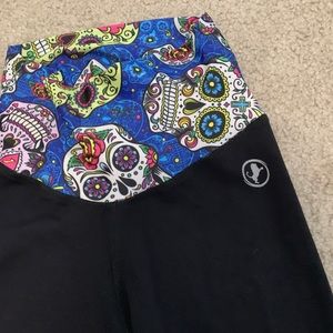 Sugar Skulls and Black Scrunch Booty Leggings